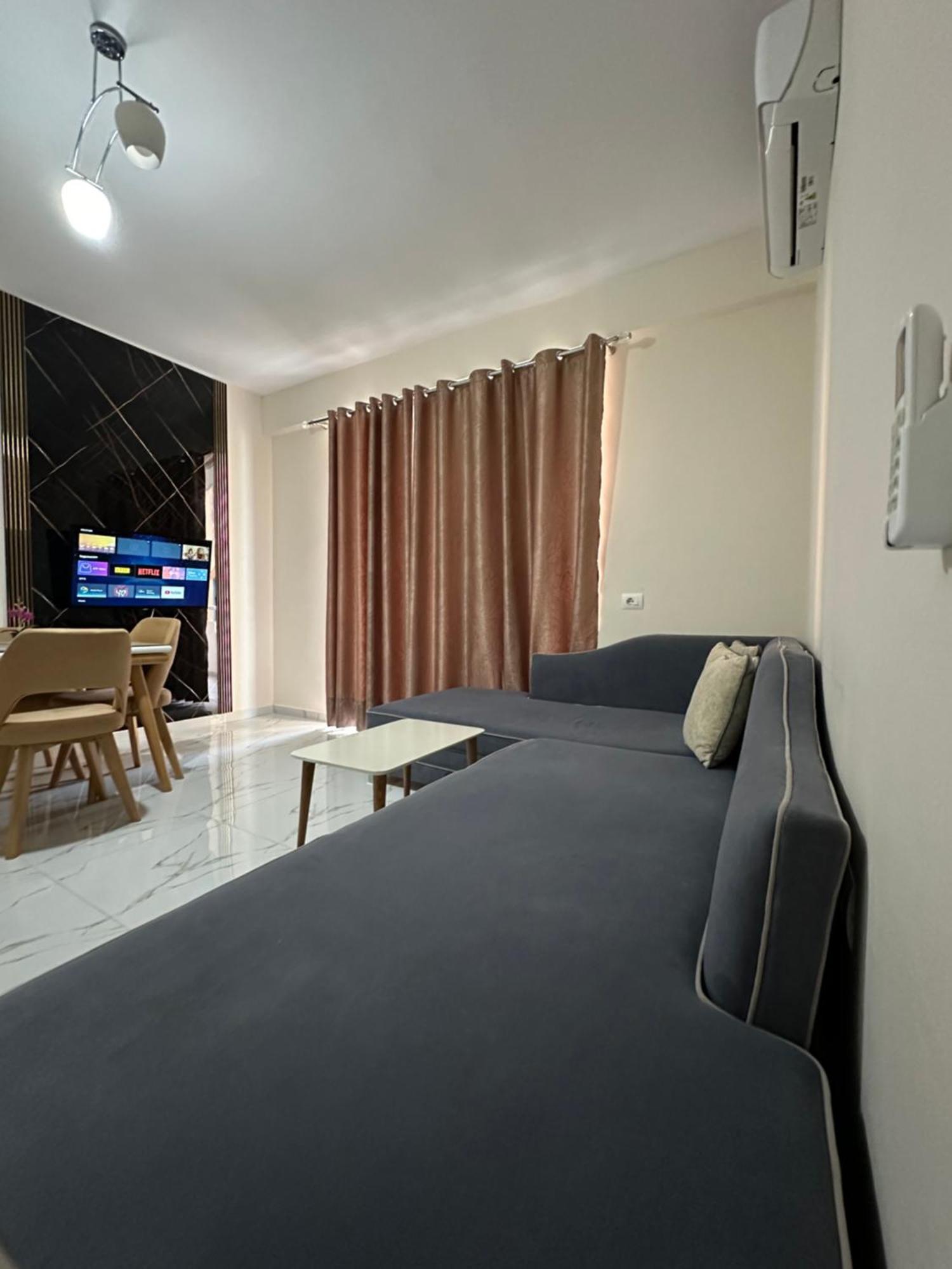 Dream Apartments Saranda ภายนอก รูปภาพ